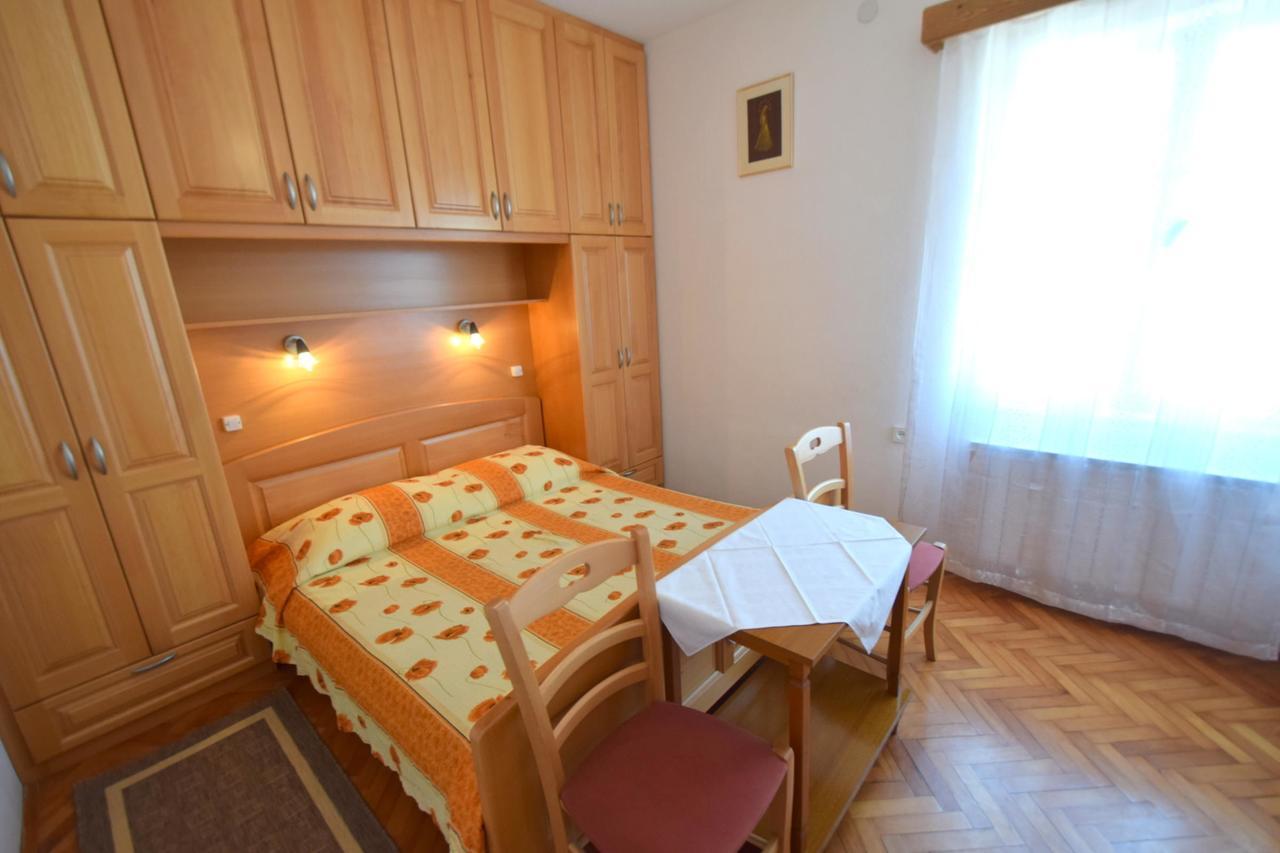 Guest House Keti Malinska Exterior foto
