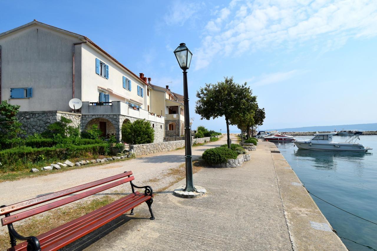 Guest House Keti Malinska Exterior foto