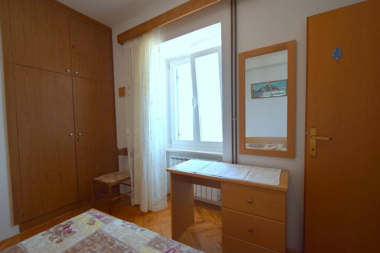Guest House Keti Malinska Exterior foto